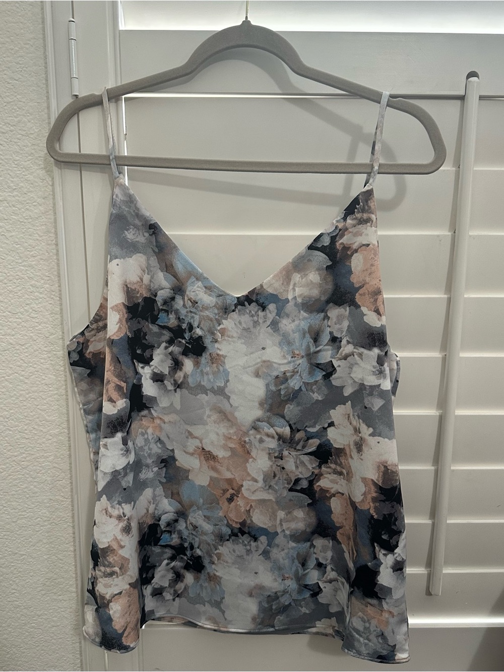 Calvin Klein Multicolor Floral V-Neck Blouse